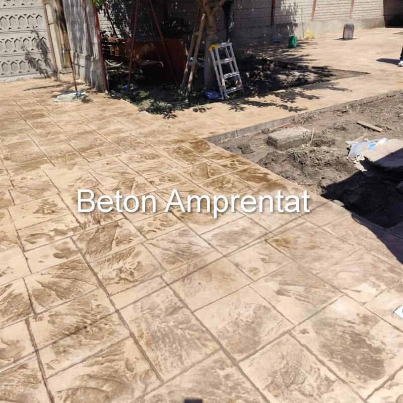 Descoperiți cele mai recente lucrări de beton amprentat realizate de Pavisil. Oferim soluții moderne și durabile pentru amenajări exterioare, cu o varietate de modele și culori.